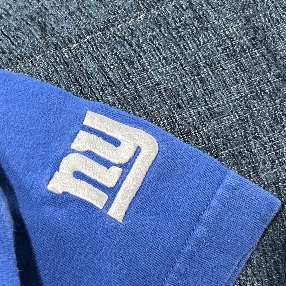 New York Giants NFL Football Stitched Sports Crewneck Tshirt - Picture 3 of 4